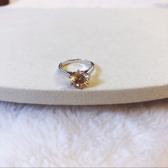 Sterling Silver Yellow Crystal Ring - Picture 6 of 7